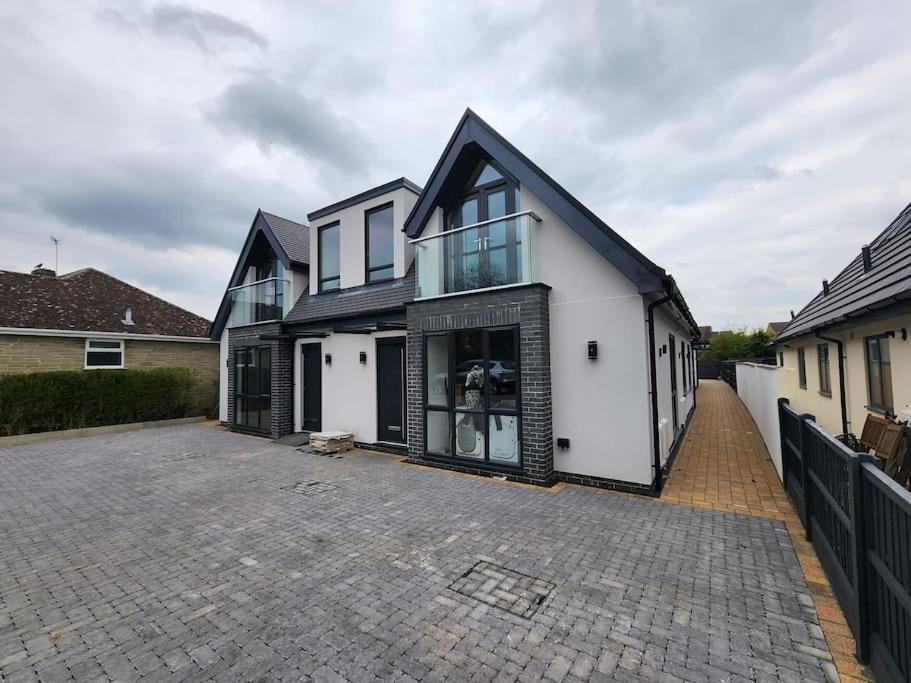 Paradigm Court, Modern 3-Bedroom Flat 1, Oxford Exterior foto